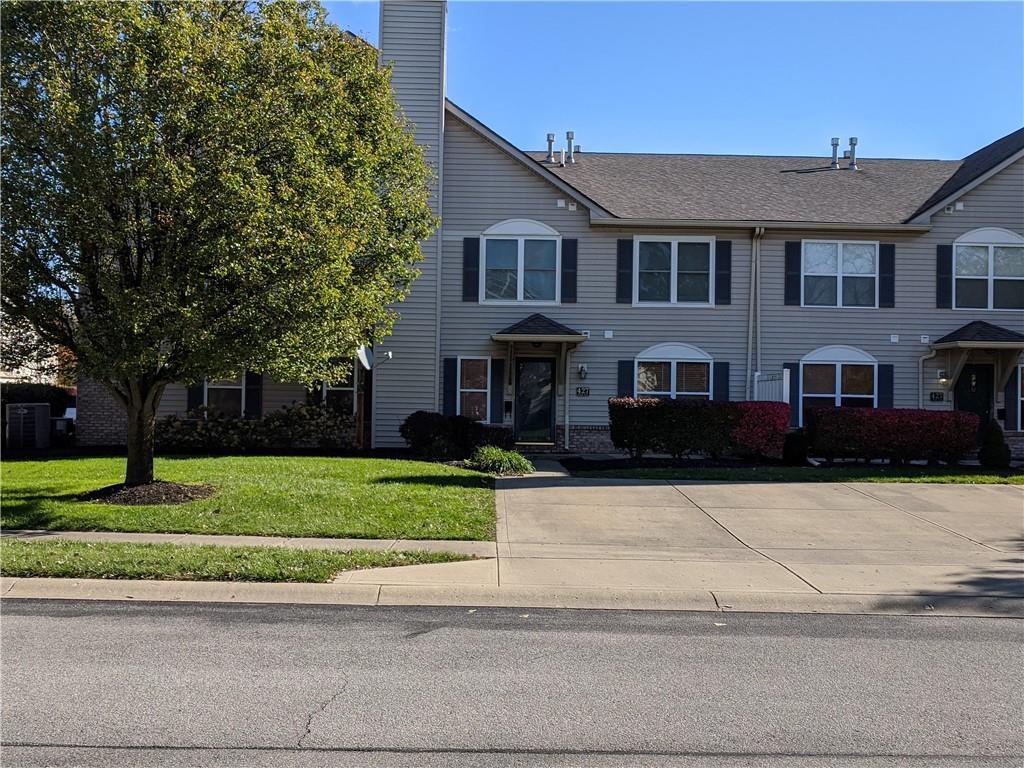 Foto principal - 427 Avon Village Pkwy