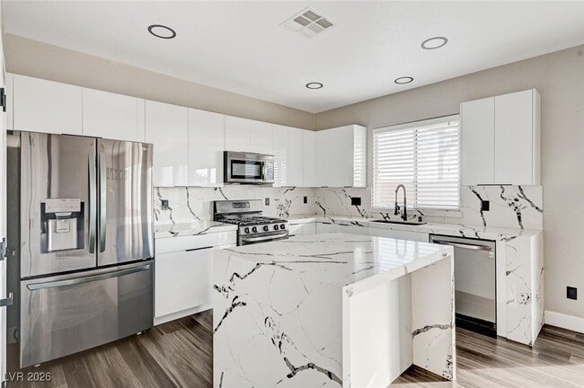 Building Photo - 6409 Wild Chive Ave