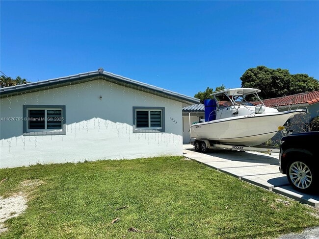 Building Photo - 1543 SW 74th Ct