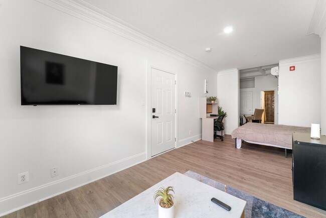 Foto del edificio - 1022 N Calvert St