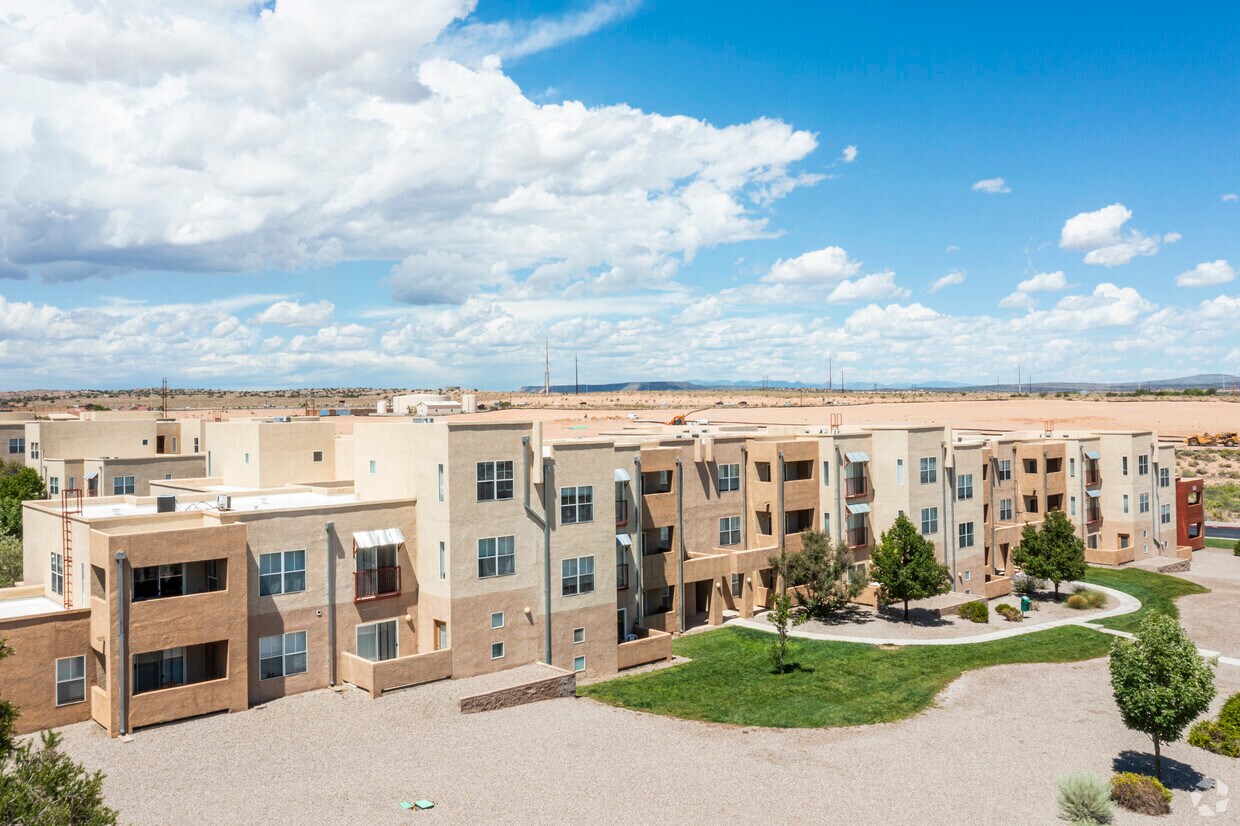 Enchanted Hills Apartments in Rio Rancho, NM