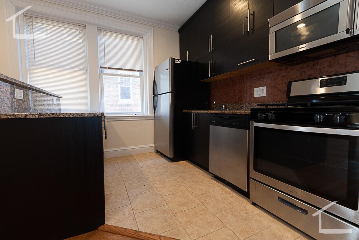 Foto principal - 73 Thatcher St