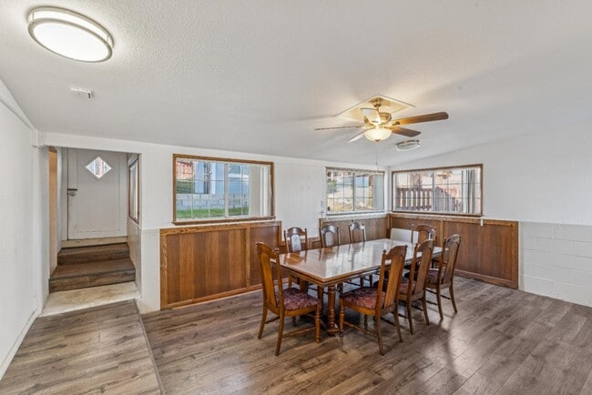 Building Photo - 25008 Ocean View Dr