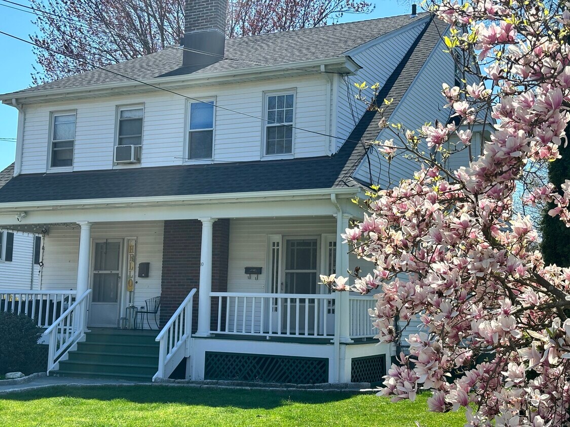 Primary Photo - 10 Glendenning St