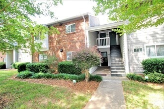 Building Photo - 2900 Heathstead Place