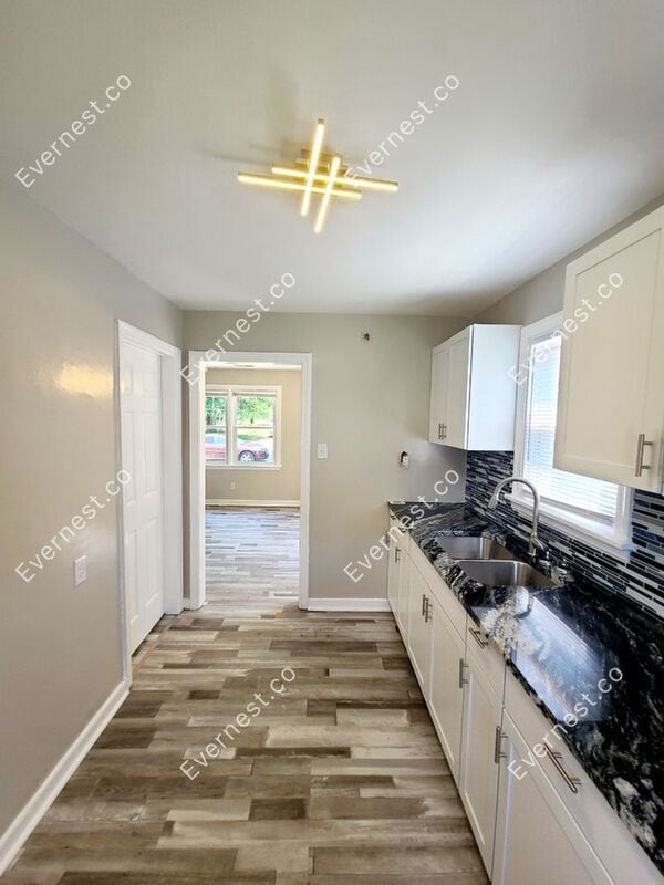 Building Photo - 1021 Fourqurean Ln