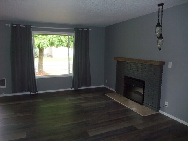 Foto del edificio - 2808 SE Pine St