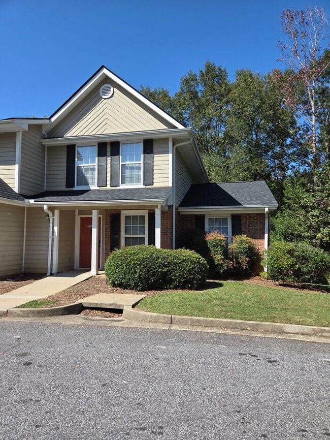 Foto del edificio - $500 off your first full month rent!! 3 Be...
