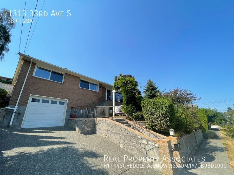 Foto principal - 3 Bedroom Home in Leschi Neighborhood w/ V...