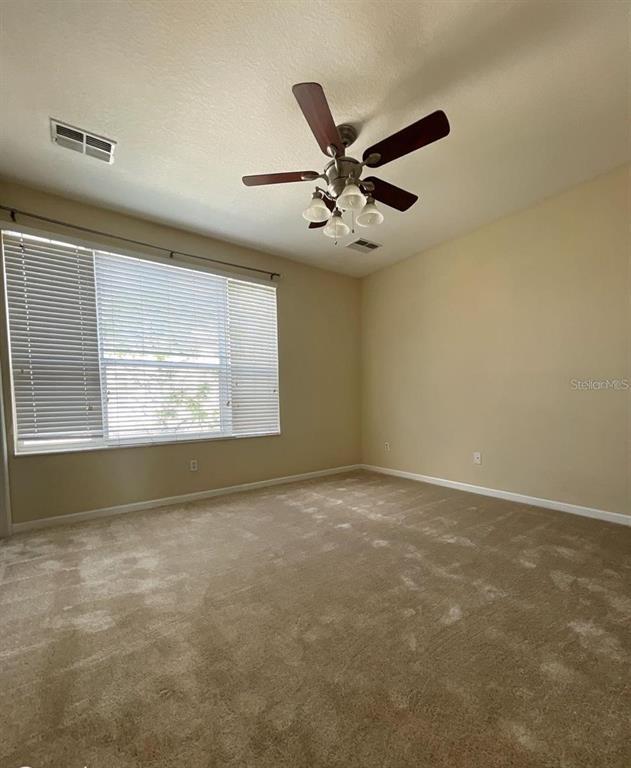 Foto del edificio - 8000 Cool Breeze Dr