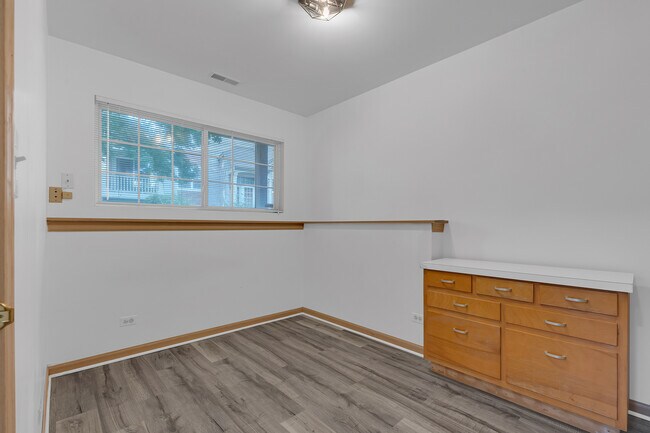 Foto del edificio - 1651 Apple Tree Ln