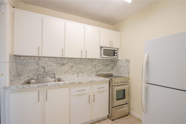 Foto del edificio - 4351 NW 5th St