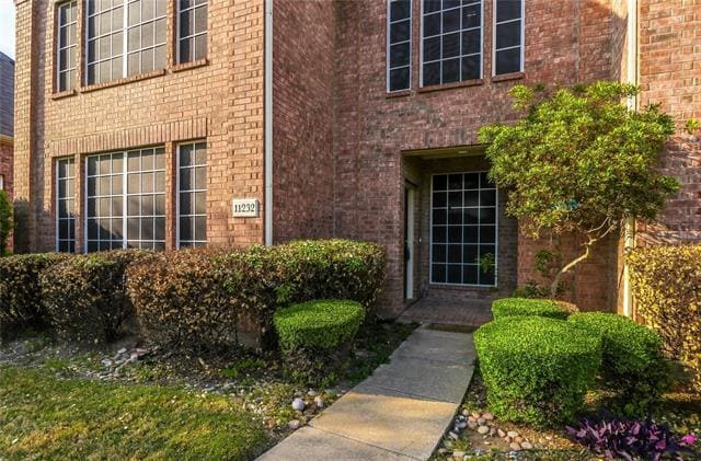 Building Photo - 11232 Chaucer Dr