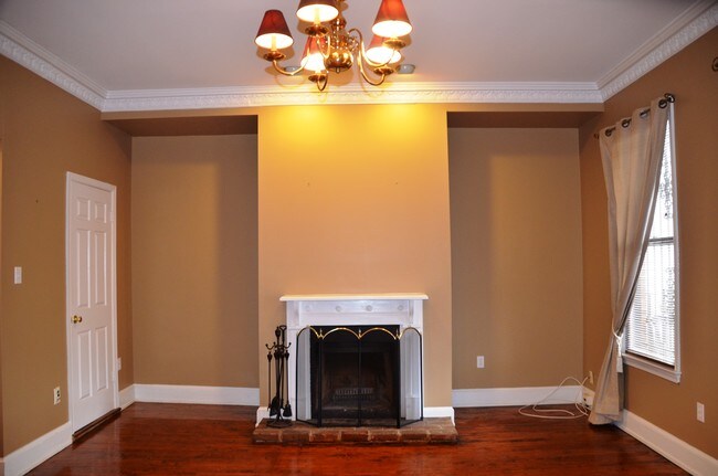 Main room, fire place - 1762 Corcoran St NW