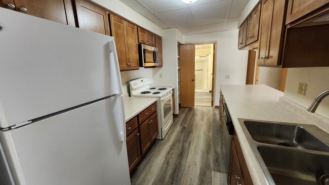 Kitchen 2 - Blackhawk Manor