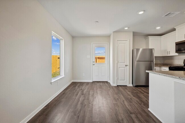 Building Photo - 10430 Red Cardinal Dr