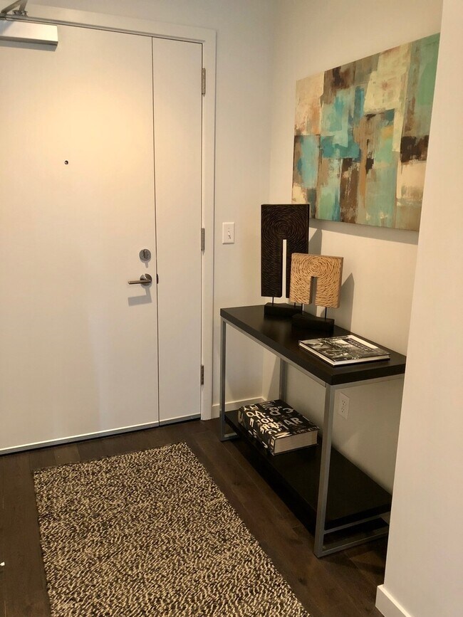 Building Photo - Beautiful Modern Condo in Capitol Hill with 2 Garage Parking Spaces