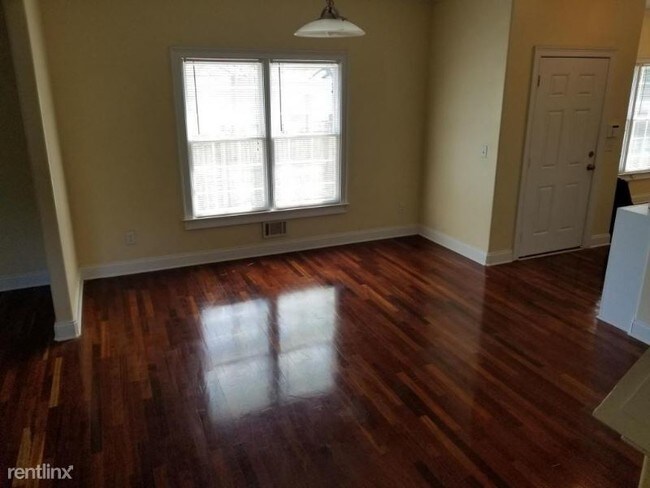 Building Photo - 3 br, 2.5 bath House - 1223 Wylie St