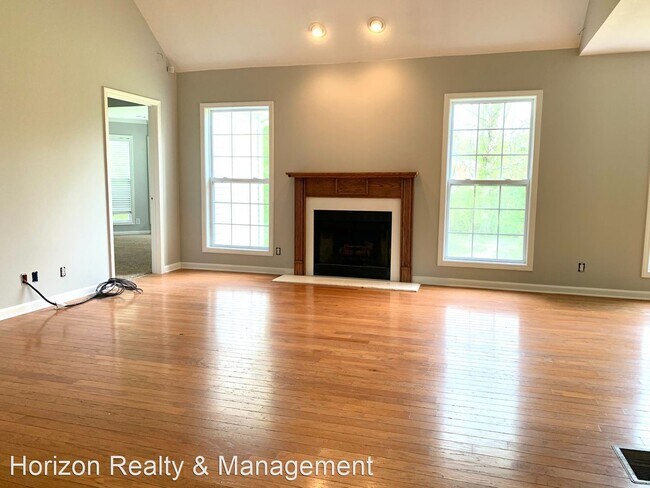 Building Photo - 3 br, 2 bath House - 2867 Prince Dr.