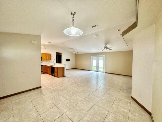 Building Photo - 6011 82nd Terrace N