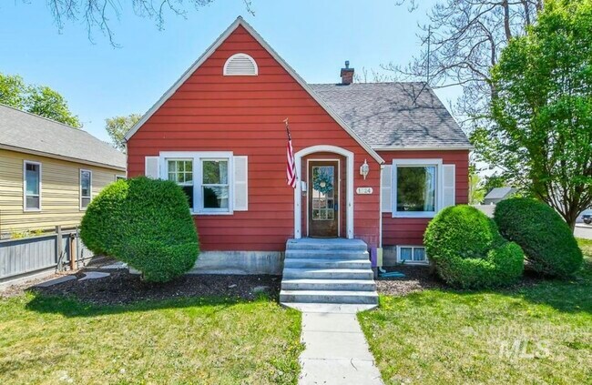 Foto del edificio - 1024 13th Ave S