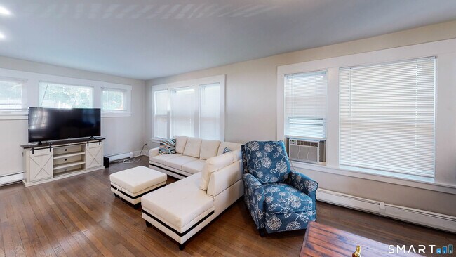 Foto del edificio - 432 Norton Pkwy