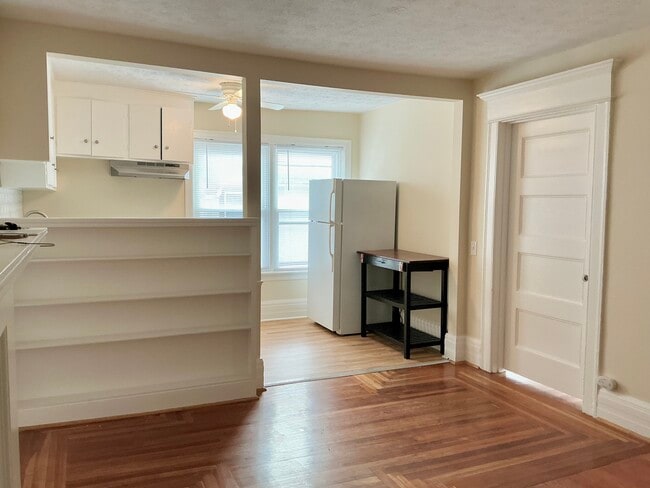 Foto del edificio - 30 Strathallen