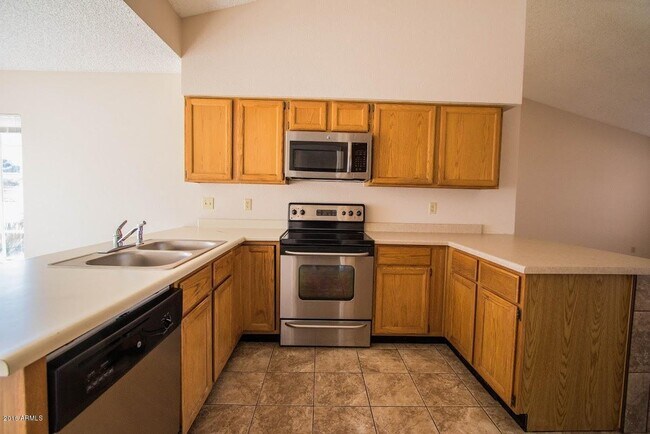 Foto del edificio - 14318 N 78th Dr