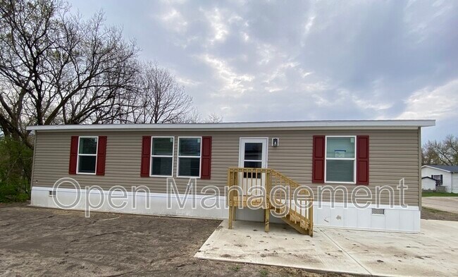 Building Photo - 31 Cornflower Ln