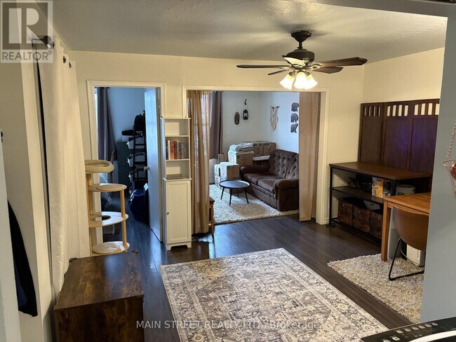 Photo du bâtiment - 237 Main St S