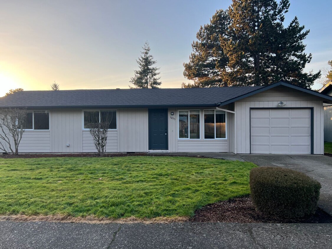 Foto principal - 1055 SE Villard St