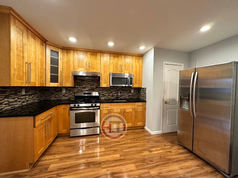 Foto principal - 1707 Mahan Ave