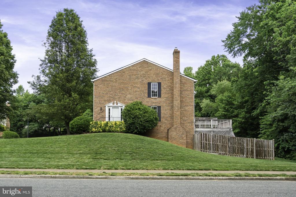 Building Photo - 15097 Mill Spring Dr