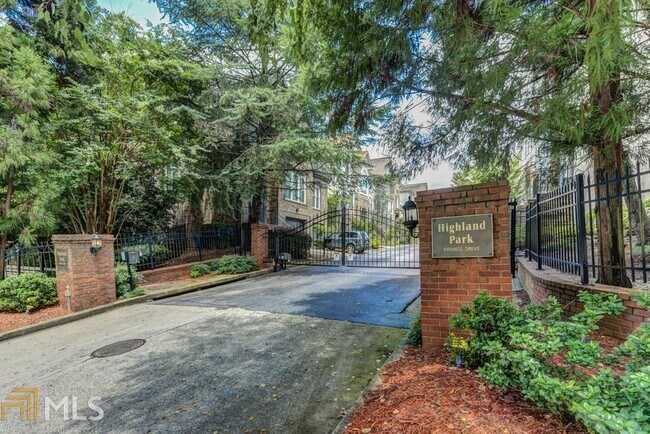 Foto del edificio - 17 Highland Park Ln NE