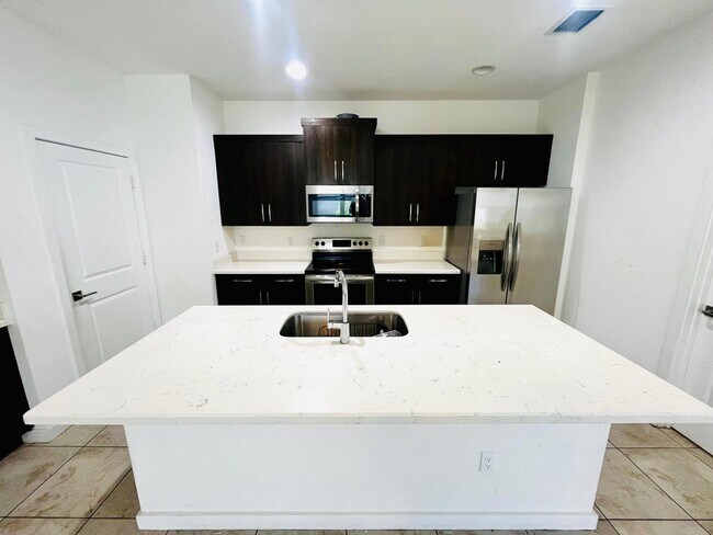Building Photo - 6089 Wildfire Way