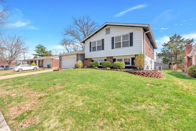 Foto del edificio - 5372 Chatfield Dr