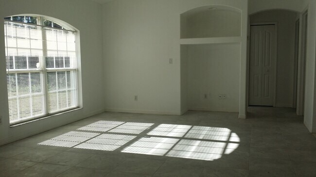 Foto del edificio - North Biscayne 3/2/2 / NEW PRICE / $ 1800