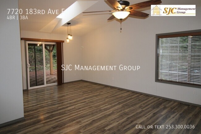 Foto del edificio - Four bedroom 3 bath home for rent in Bonne...