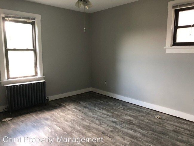 Foto del edificio - 3 br, 1 bath Apartment - 3861 Brighton Road