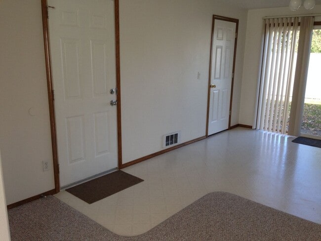 Foto del edificio - moojoh01 4212-4214 47th Ave NE