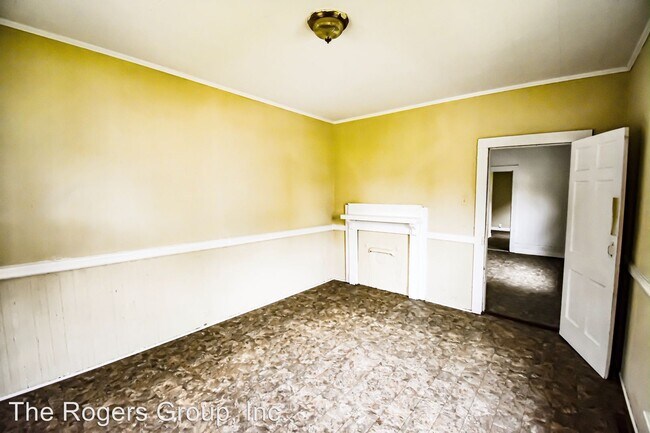 Building Photo - 611 Raleigh St