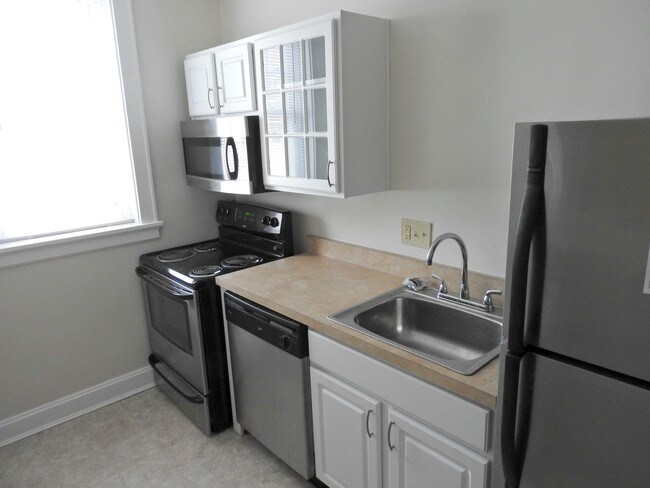 Foto del edificio - 1350 Edwards Road