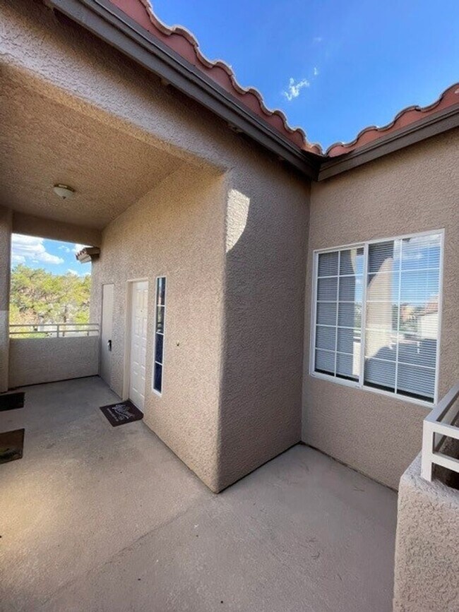 Foto del edificio - 75 N Valle Verde Dr
