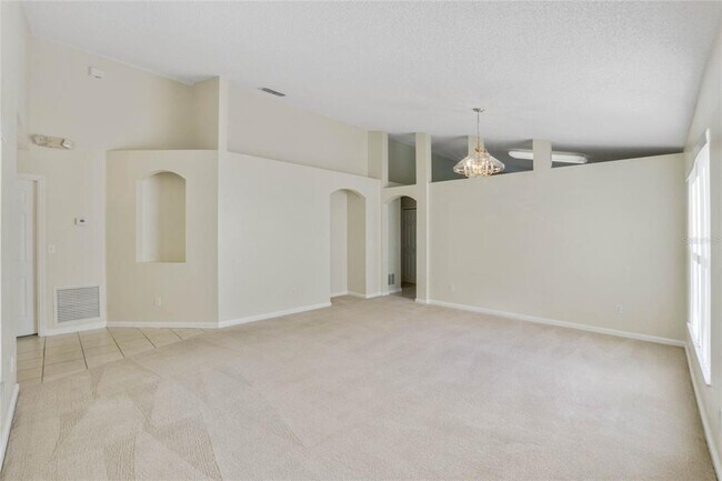 Foto del edificio - 15929 Bay Vista Dr