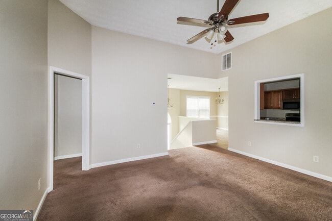 Building Photo - 30 Shenandoah Dr