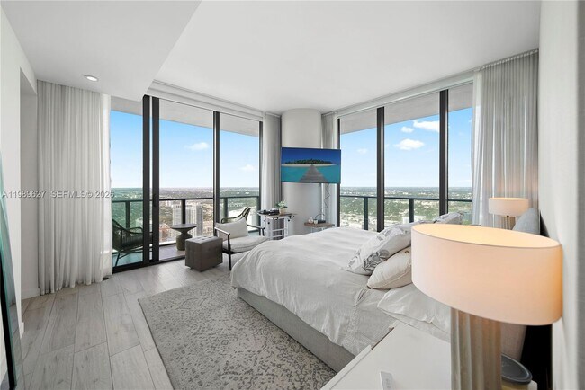 Foto del edificio - 480 NE 31st St