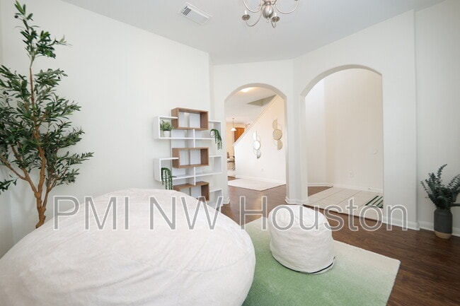 Building Photo - 1203 Lavender Shade Ct