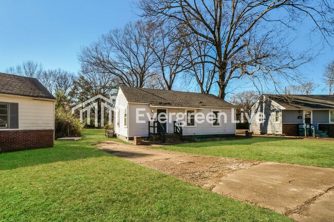 Foto del edificio - 1597 Michael St