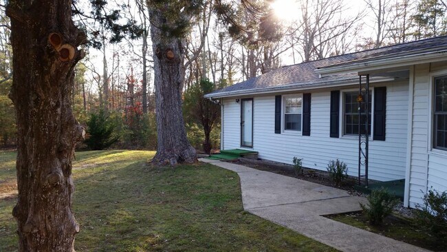 Building Photo - 20901 Hermanville Rd