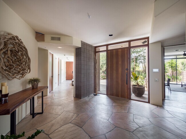 Foto del edificio - 10783 E Fernwood Ln